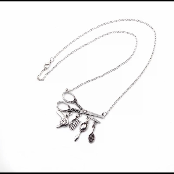 ✂️ HAIRSTYLIST NECKLACE ✂️ - Picture 2 of 4